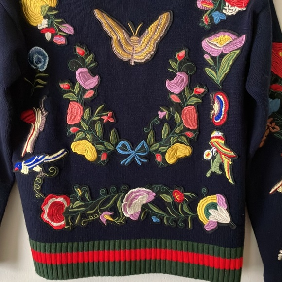 CENTRAL PARK WEST Sweater - Picture 3 of 5